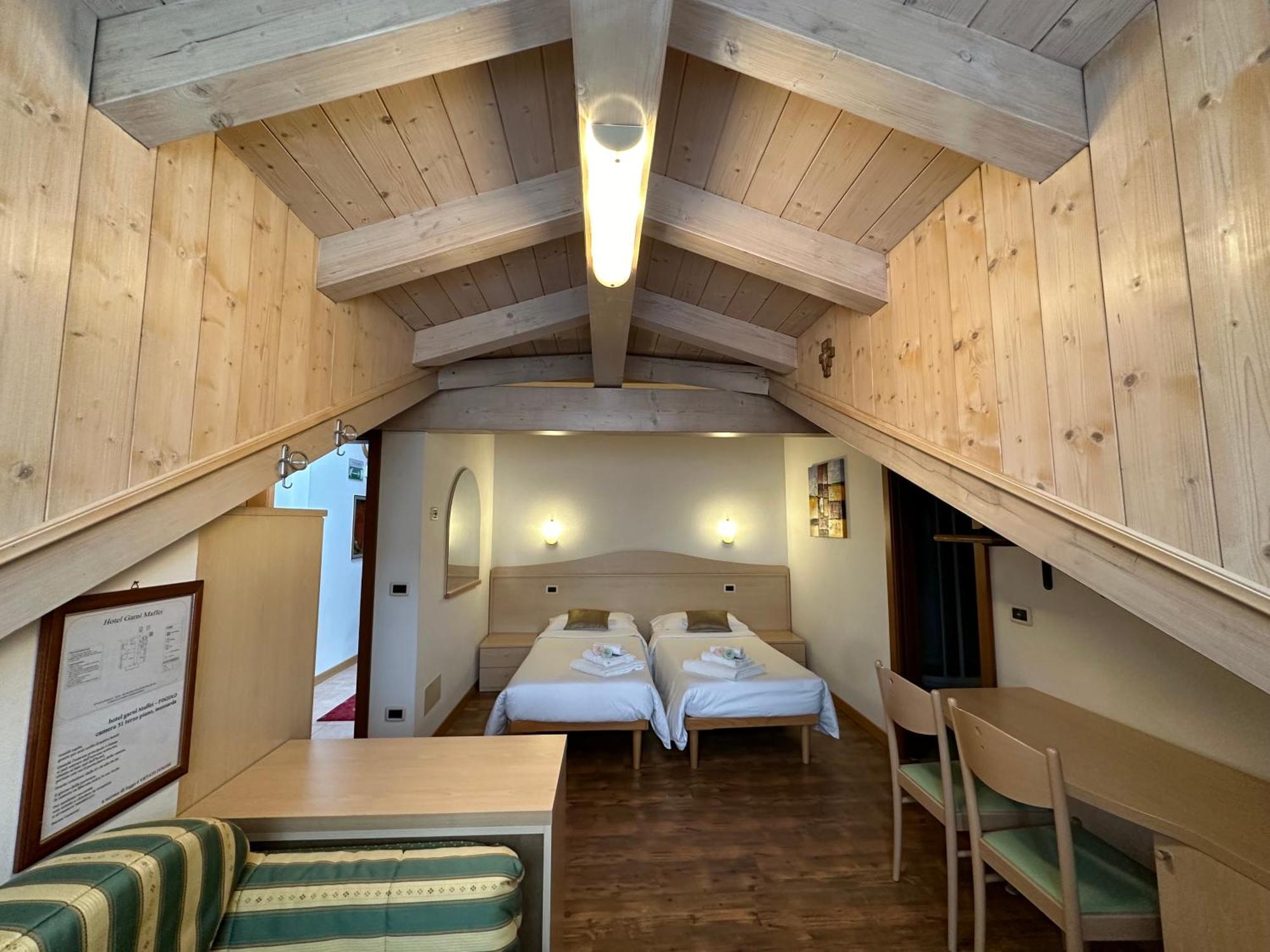 Hotel Garni Maffei Pinzolo Exterior foto